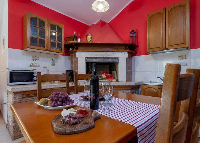 Red Romantic 2-1 Apartman