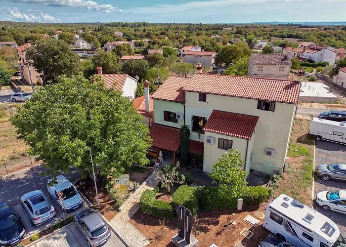 Red Romantic 2-1 Apartman Bale