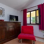 Red Romantic 2-1 Apartment