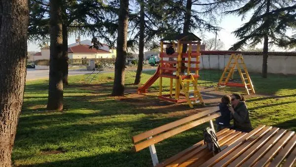 Red Romantic 2-1 Apartmán